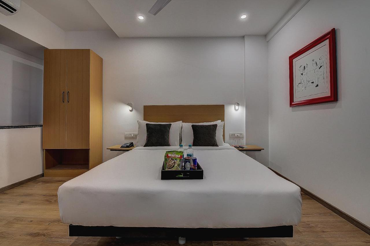 Hotel Unicontinental Mumbai Ngoại thất bức ảnh