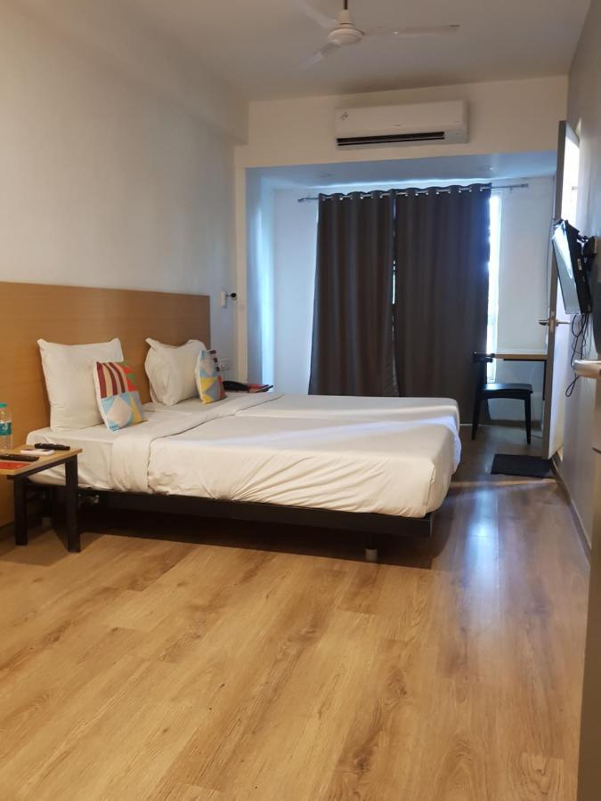 Hotel Unicontinental Mumbai Ngoại thất bức ảnh